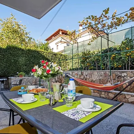 In With Two-bedrooms 5 Apartment Rovinj