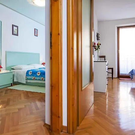 Apartment In With Two-bedrooms 5