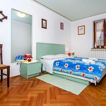 Apartment In With Two-bedrooms 5 *
