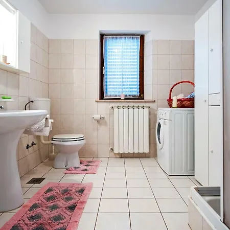 In With Two-bedrooms 5